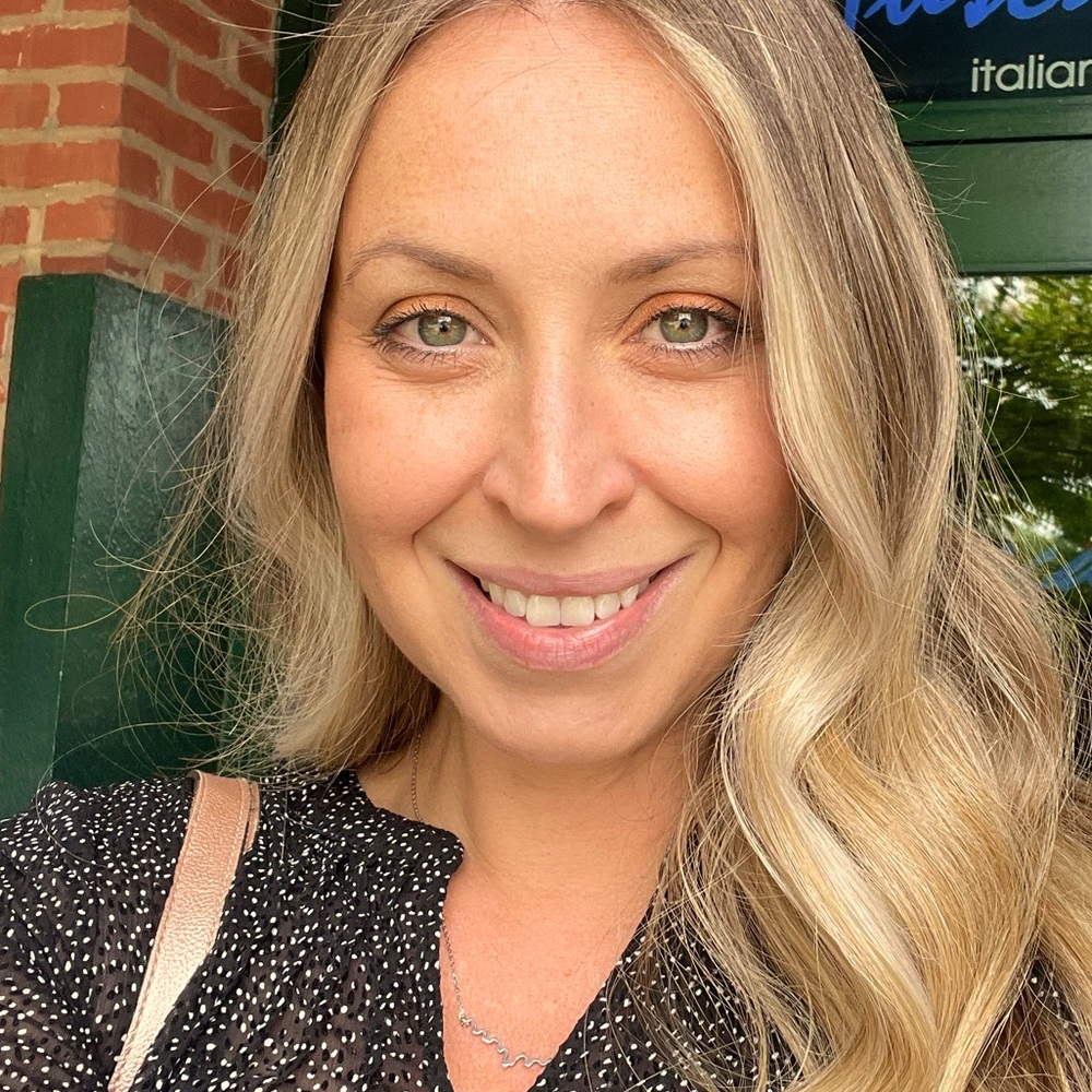 Meet your Posher, Helen